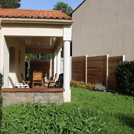 Σπίτι διακοπών Cosy Avec Jardin Proche Plage, Parking Prive - Fr-1-364-181